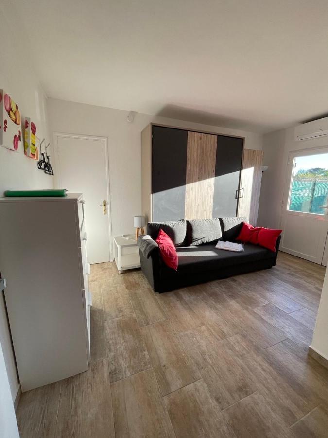 Apartament Le Club Des Cigales Hyères Zewnętrze zdjęcie