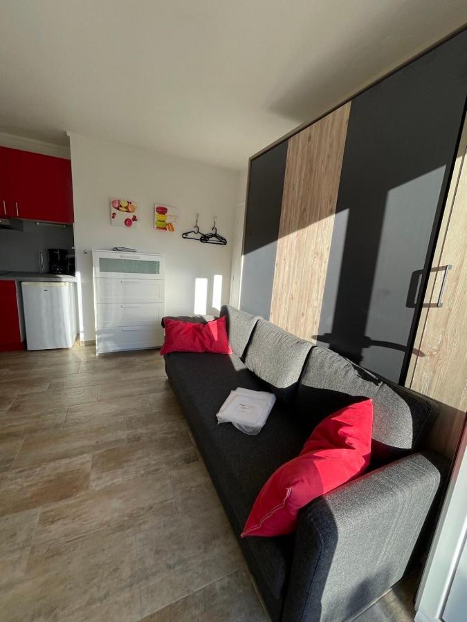 Apartament Le Club Des Cigales Hyères Zewnętrze zdjęcie