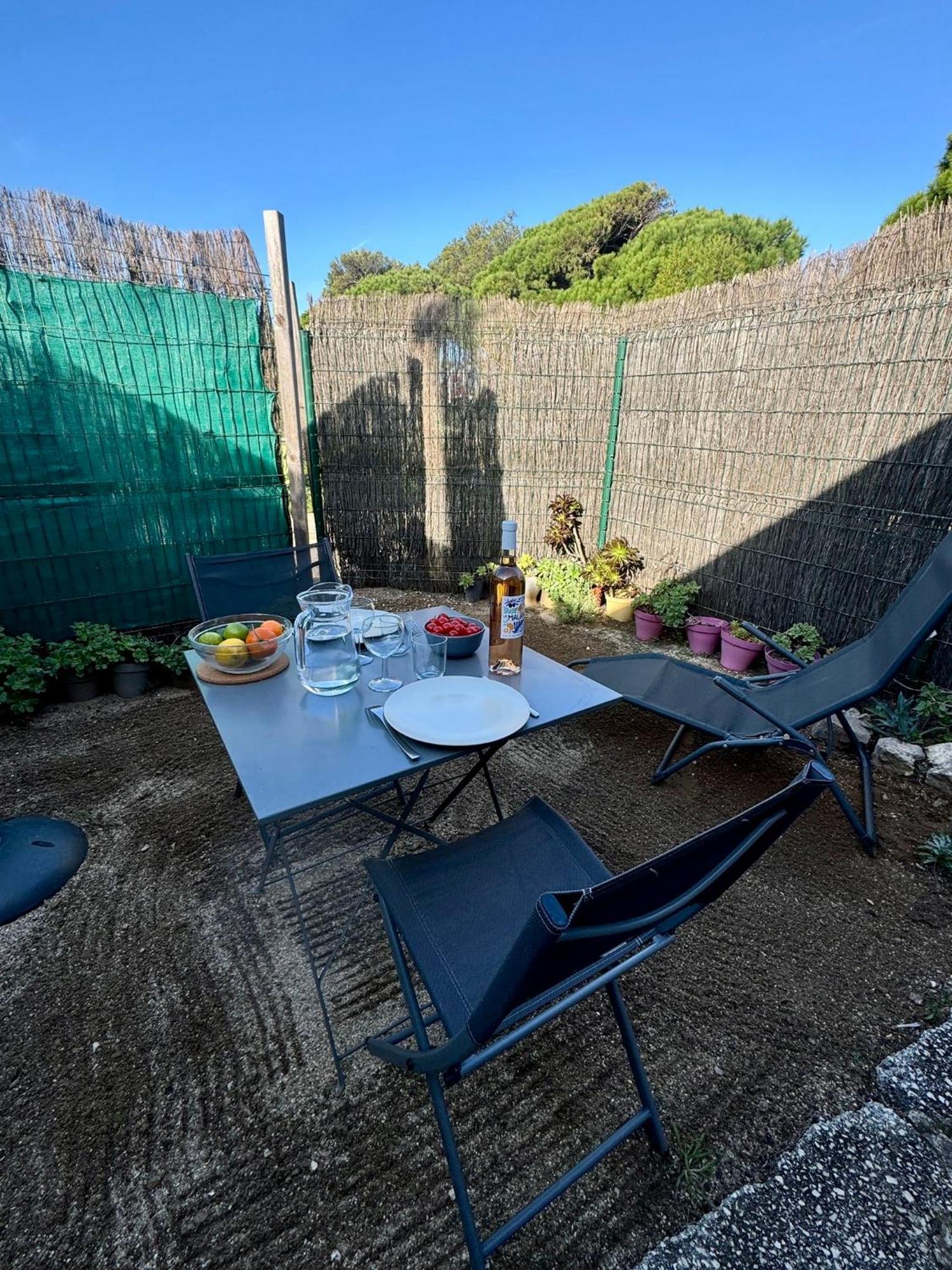 Apartament Le Club Des Cigales Hyères Zewnętrze zdjęcie