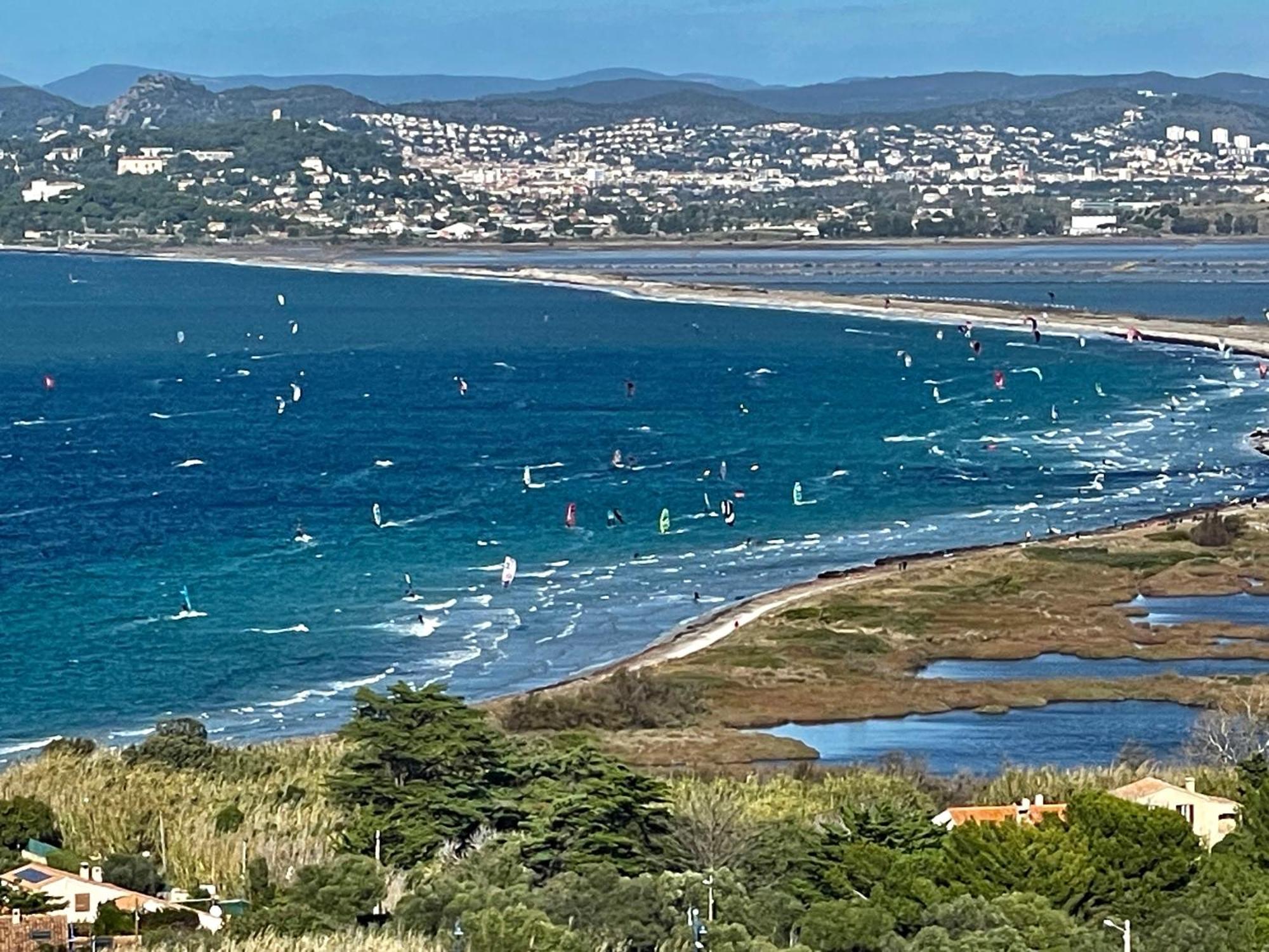 Apartament Le Club Des Cigales Hyères Zewnętrze zdjęcie