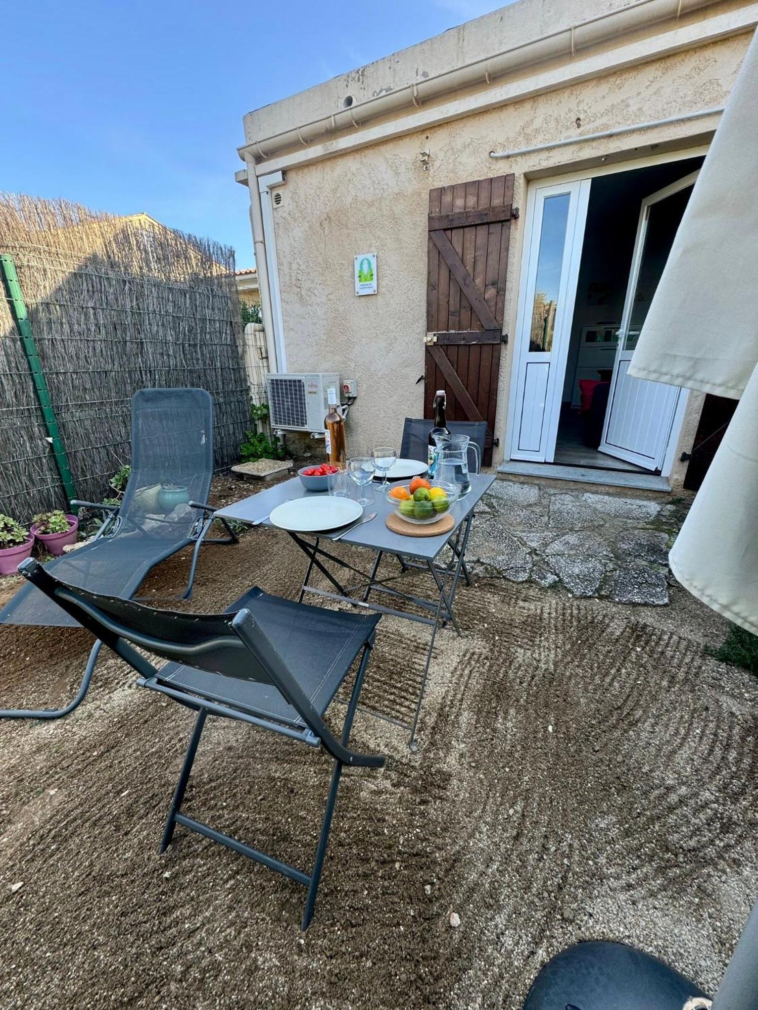 Apartament Le Club Des Cigales Hyères Zewnętrze zdjęcie