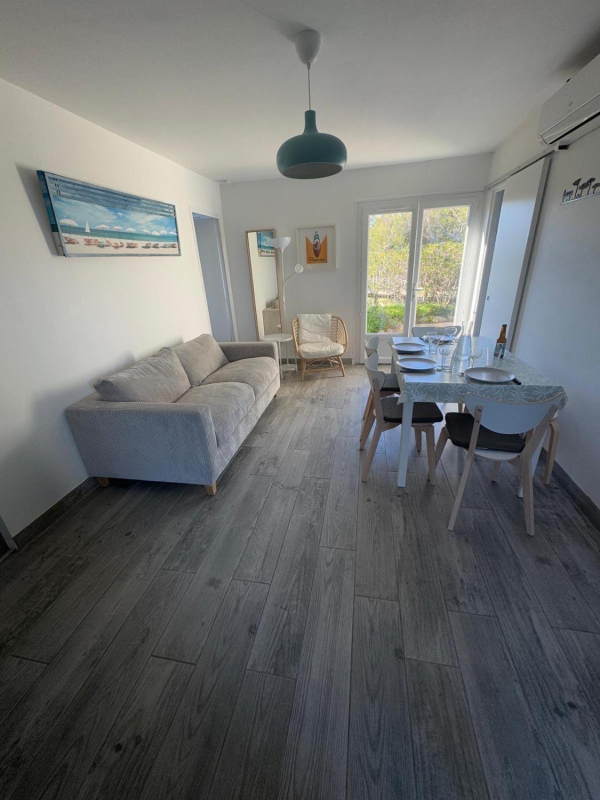 Apartament Le Club Des Cigales Hyères Zewnętrze zdjęcie