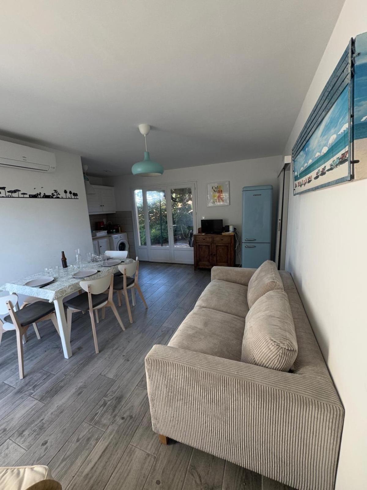 Apartament Le Club Des Cigales Hyères Zewnętrze zdjęcie